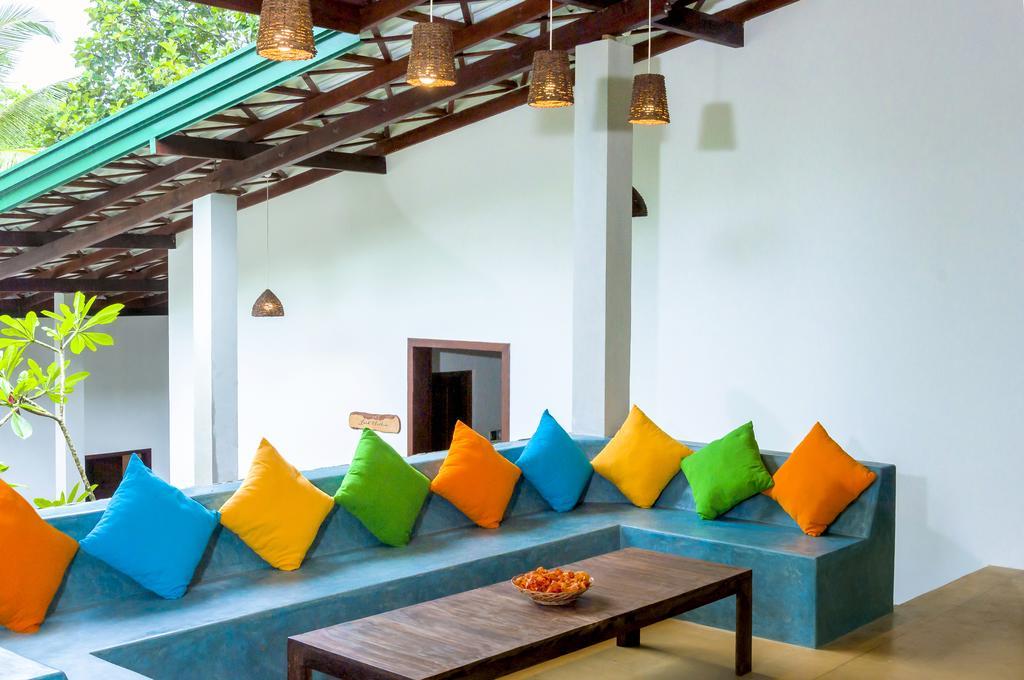 Hotel Garcinia Leaf à Hikkaduwa Extérieur photo