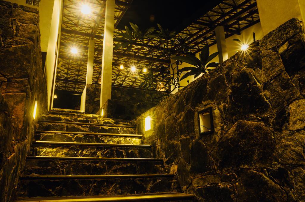 Hotel Garcinia Leaf à Hikkaduwa Extérieur photo